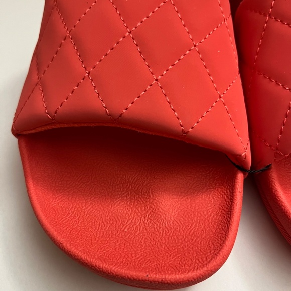 NWT Vera Bradley Cayenne Essential Slides Sandals Size 7-8 (Medium) - Picture 7 of 8